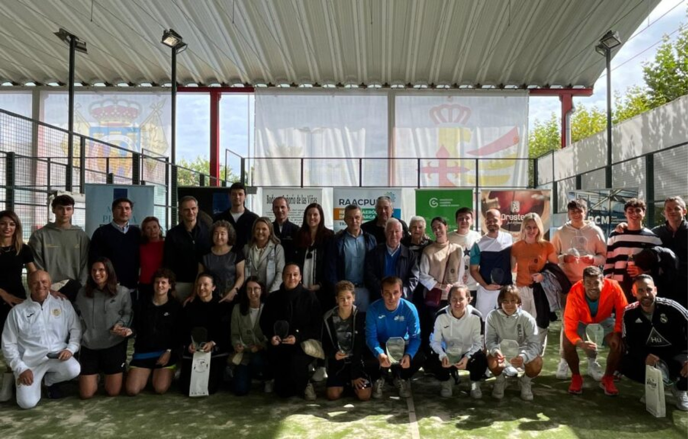 XI TORNEO DE PÁDEL COAC LA RIOJA 2024 a beneficio de la AECC